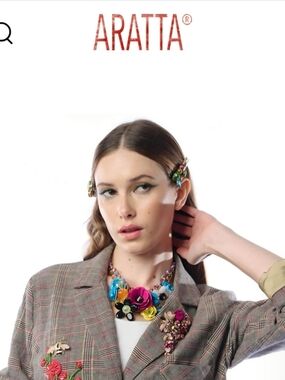 Aratta - Multicolor Floral Necklace with Pink and Turquoise Accents